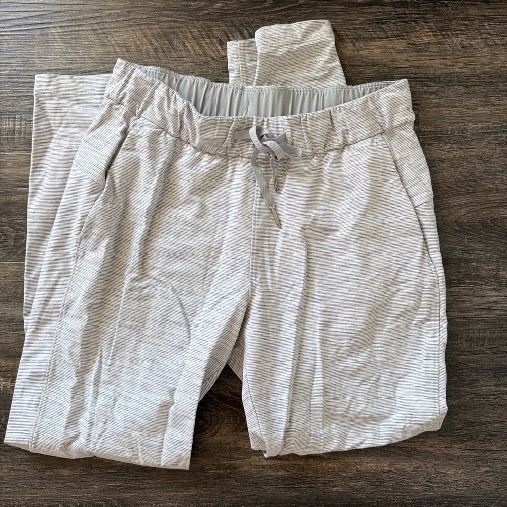 Lululemon pants